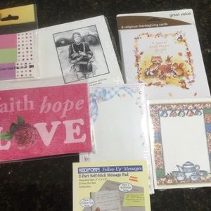 Assorted note cards